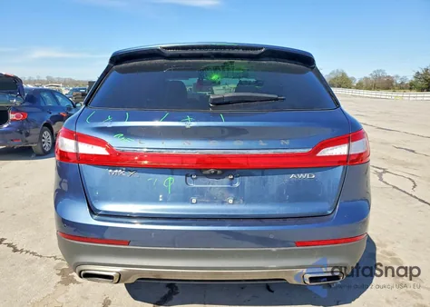 2018 Lincoln Mkx Reserve z USA, uszkodzony, nr VIN 2LMPJ8LR8JBL38105